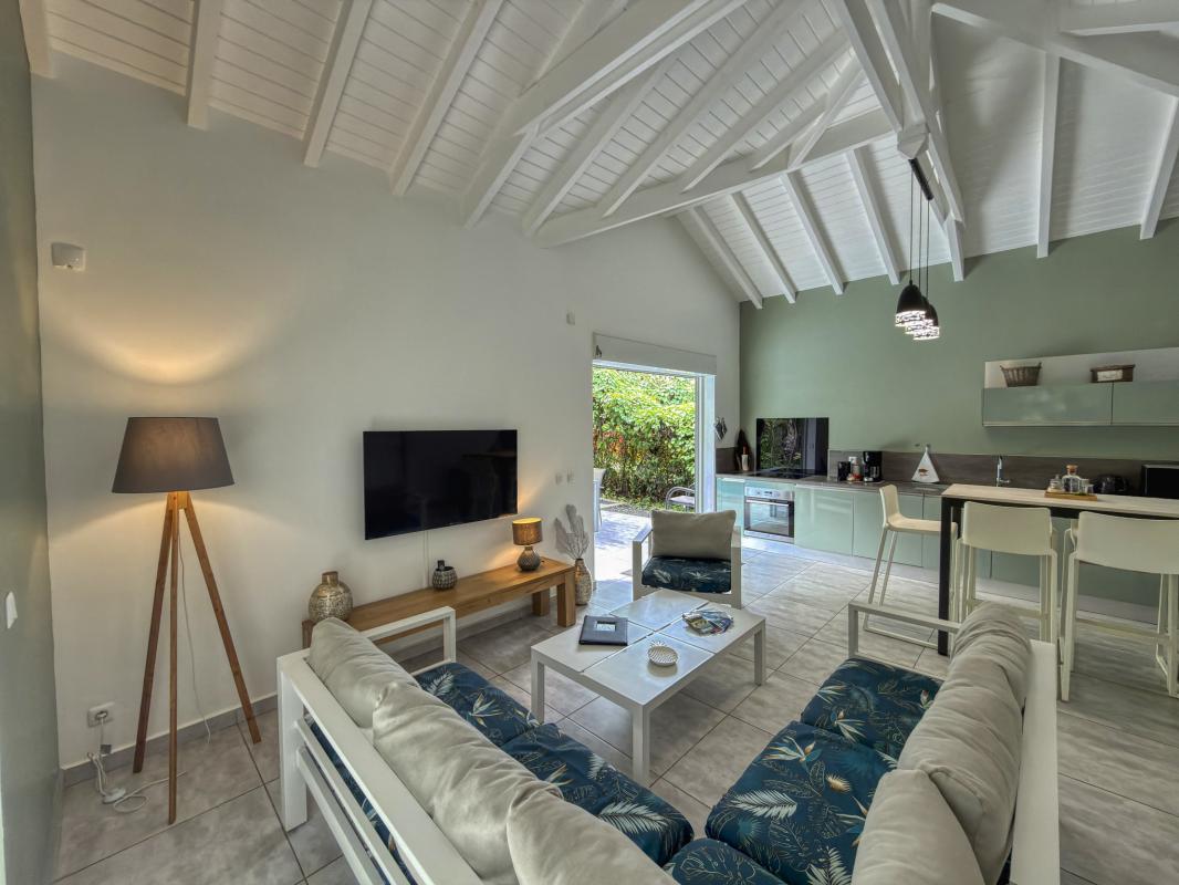 14.Location Villa piscine Saint François Guadeloupe_Salon